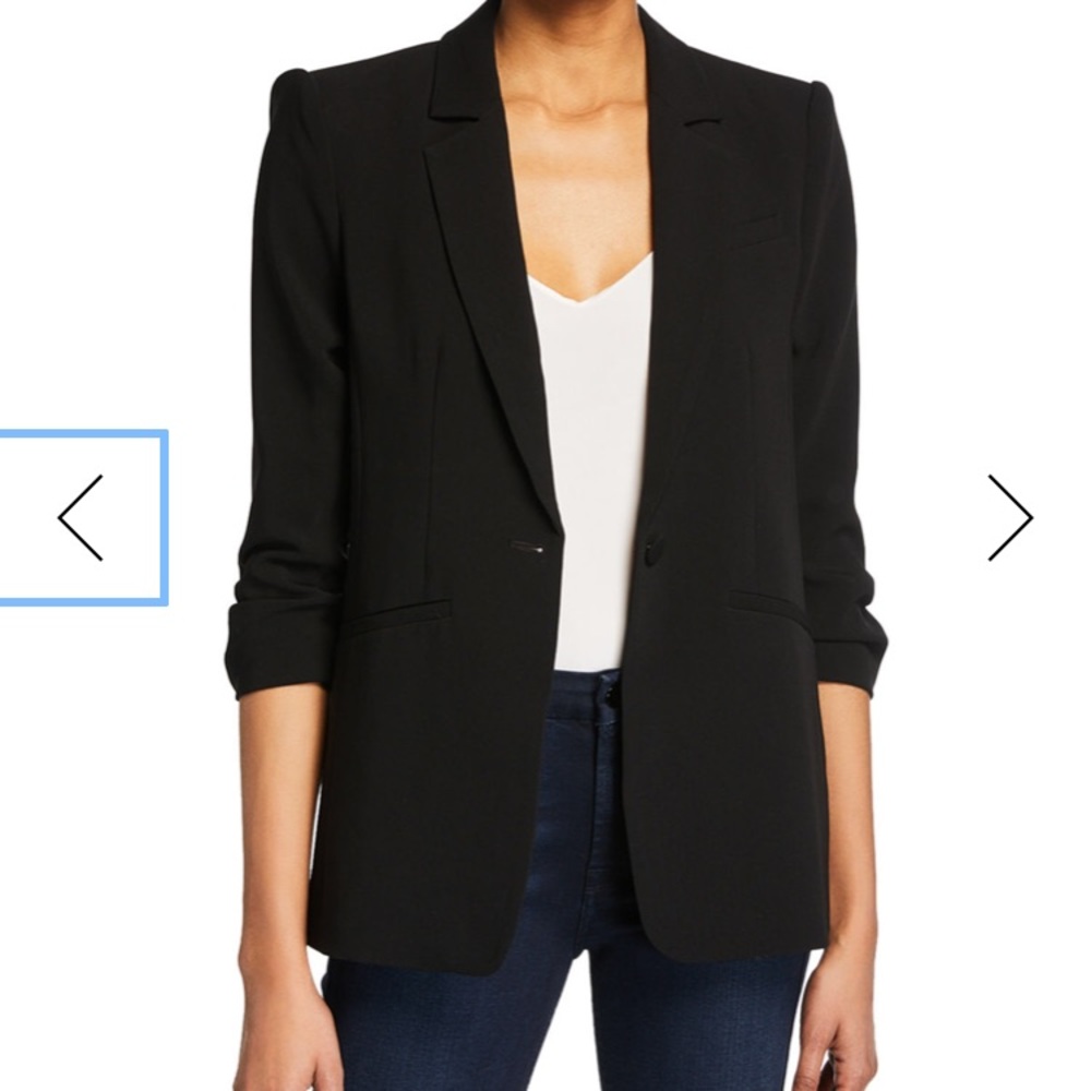 Cinq à Sept Black Blazer